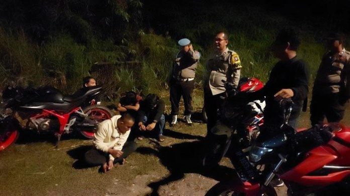 Polisi tangkap pelaku dan kendaraan balap liar di Mata Kucing, Minggu (15/10/2023) dini hari.