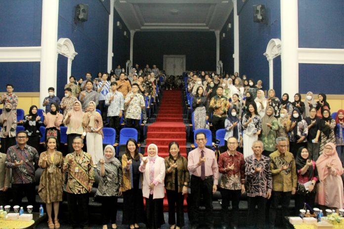 Seminar Internasional di UNIBA Hadirkan Pakar Keselamatan Kerja dihadiri Ratusan Peserta