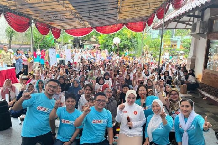 Kampanyekan Ridwan Kamil-Suswono, Atalia Praratya Gelar Kegiatan Tebus Murah Sembako