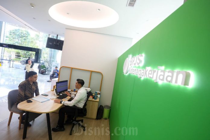 BPJS Watch Minta Manfaat JKP Diperluas untuk Pekerja PKWT Habis Kontrak