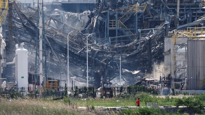 FOTO: Kehancuran usai Ledakan Dahsyat Guncang Pabrik Kimia di China