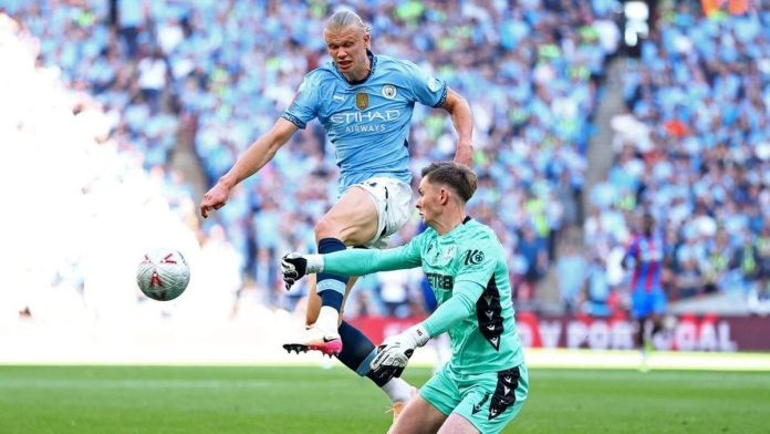 Rooney Sindir Haaland Tak Ambil Penalti di Final Piala FA