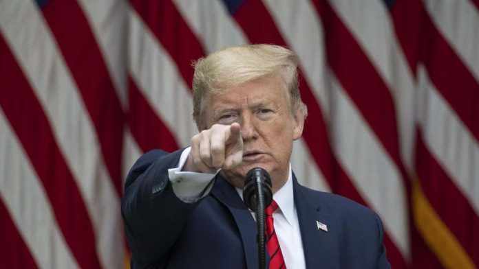 Trump Bikin Aturan Baru Lagi, Wartawan di Pentagon Bakal Dikawal