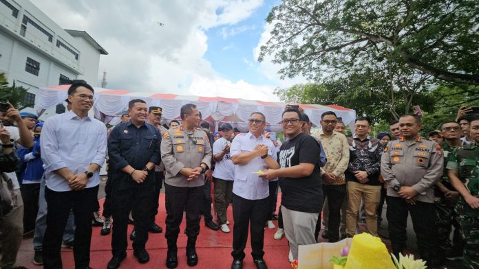 Wagub Nyanyang Peringati May Day, Dukung Peningkatan Kesejahteraan Buruh - Mimbarkepri.co