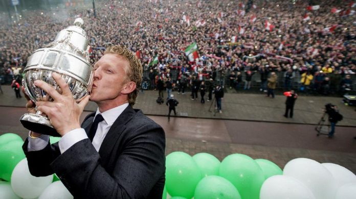 Legenda Liverpool Dirk Kuyt Resmi Latih Klub Jens Raven, FC Dordrecht