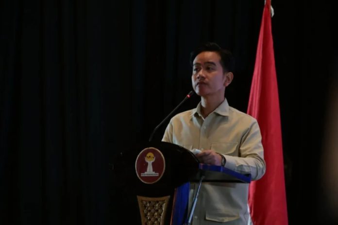 Gibran Disomasi, Diminta Untuk Segera Mundur Sebagai Wapres