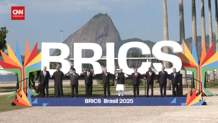 VIDEO: Momen Perwakilan Negara Kompak di KTT BRICS Brasil