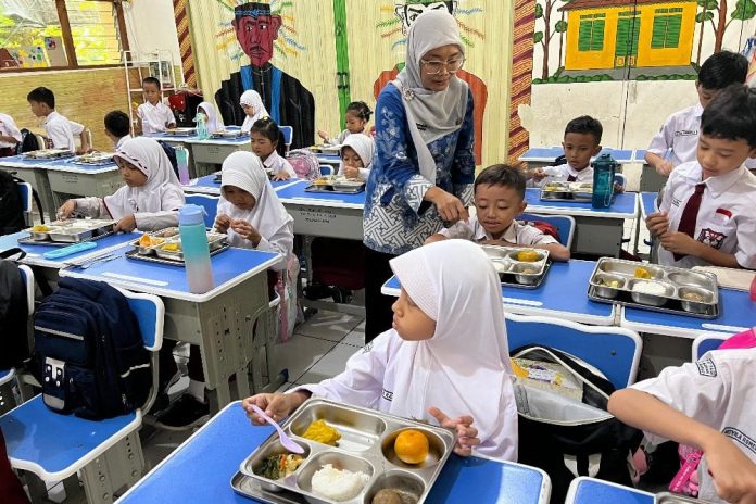 Makan Bergizi Gratis Masih Butuh Tambahan Anggaran Rp50 Triliun Tahun Ini
