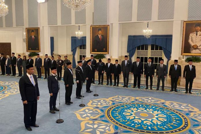 Pakar Ungkap Alasan Prabowo Reshuffle Menteri, Termasuk Sri Mulyani dan Budi Arie