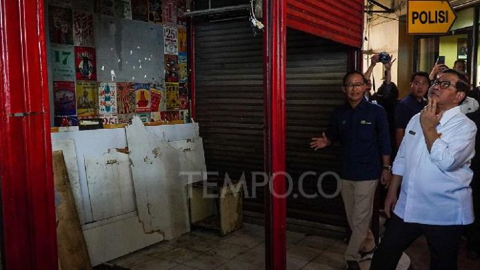 Antrean Panjang Pemburu Kuliner di Blok M, Jakarta