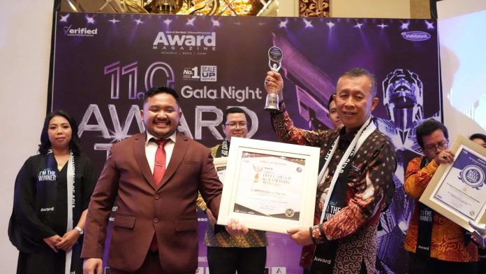 Kepala BP Batam Raih Penghargaan Inspiring Professional dan Leadership Award - BP Batam