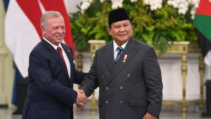 Prabowo Dapat Penghargaan Tertinggi dari Raja Yordania Abdullah II