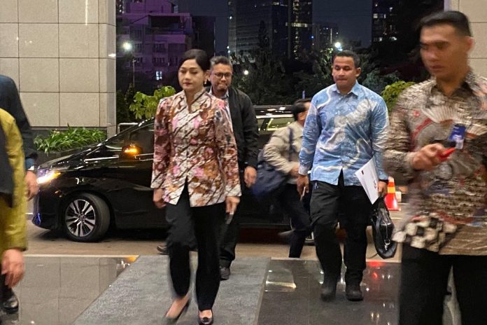 Gelar Konpers, Airlangga, Purbaya, hingga Petinggi OJK-BI Tiba di Kantor Danantara