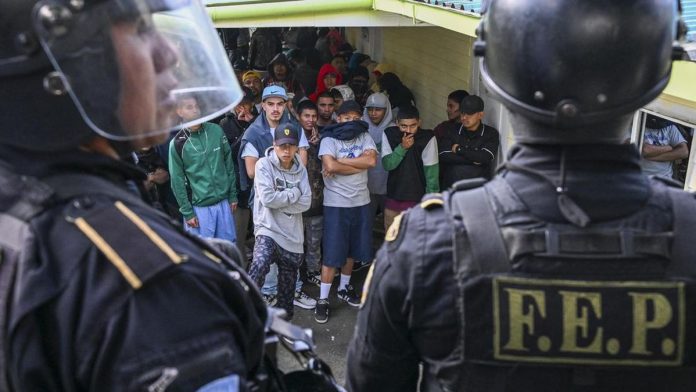 FOTO: Menguak Sisi Gelap MS-13, Geng Paling Sadis di Dunia