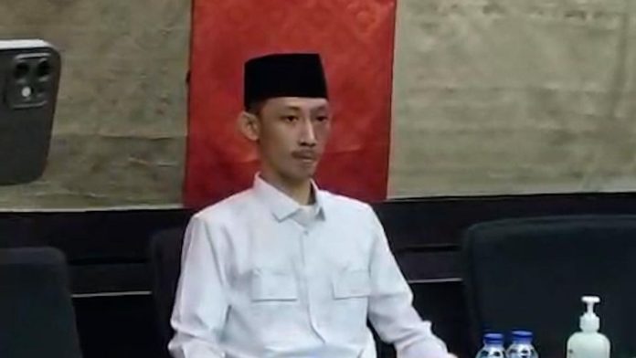 Gerindra Sanksi Syahri Gegara Main Game-Merokok saat Rapat DPRD Jember