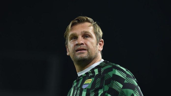 Persib Isyaratkan Berburu Pemain Asing Baru Usai Melepas Frans Putros